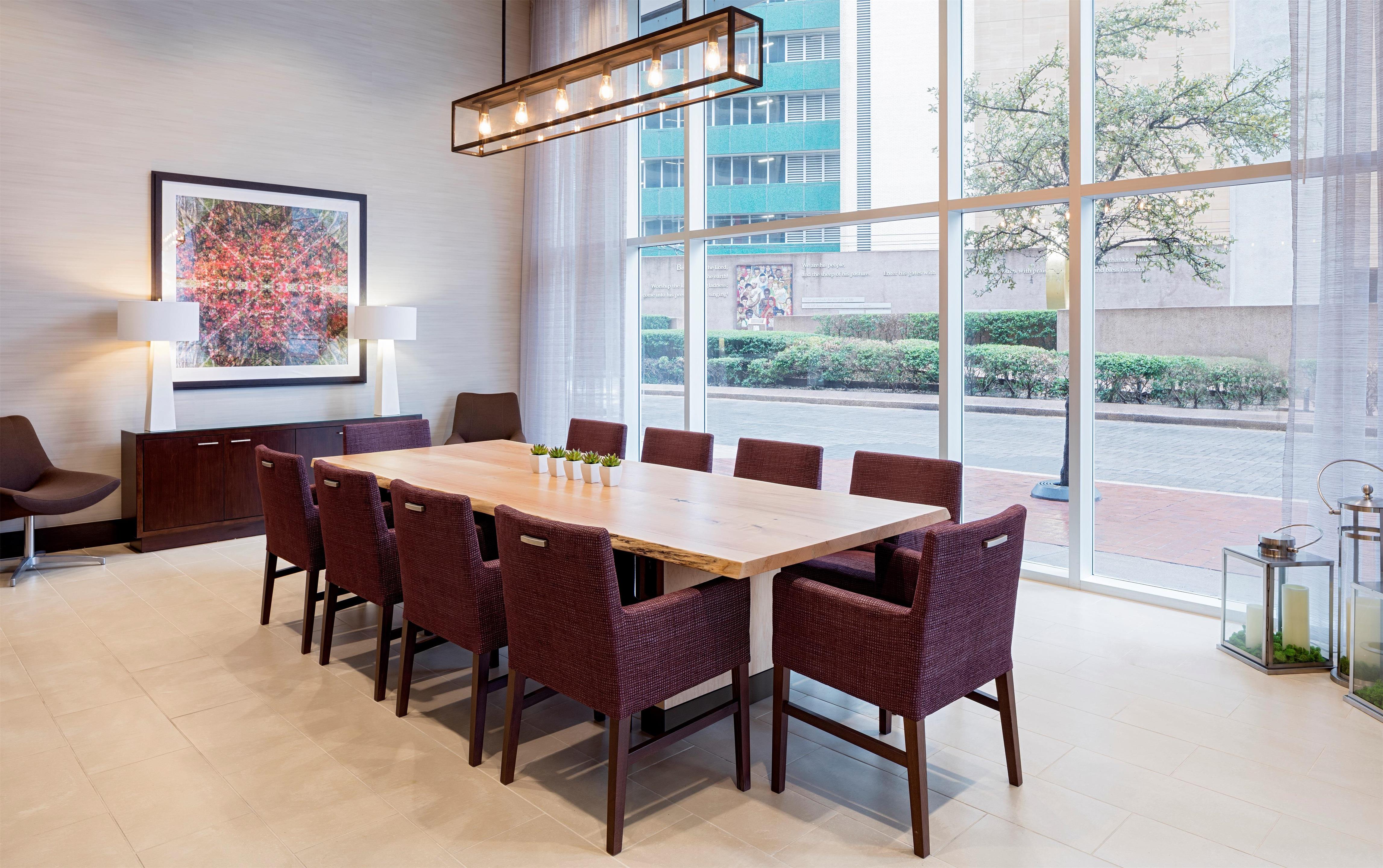 Reception | Hilton Garden Inn Downtown Dallas