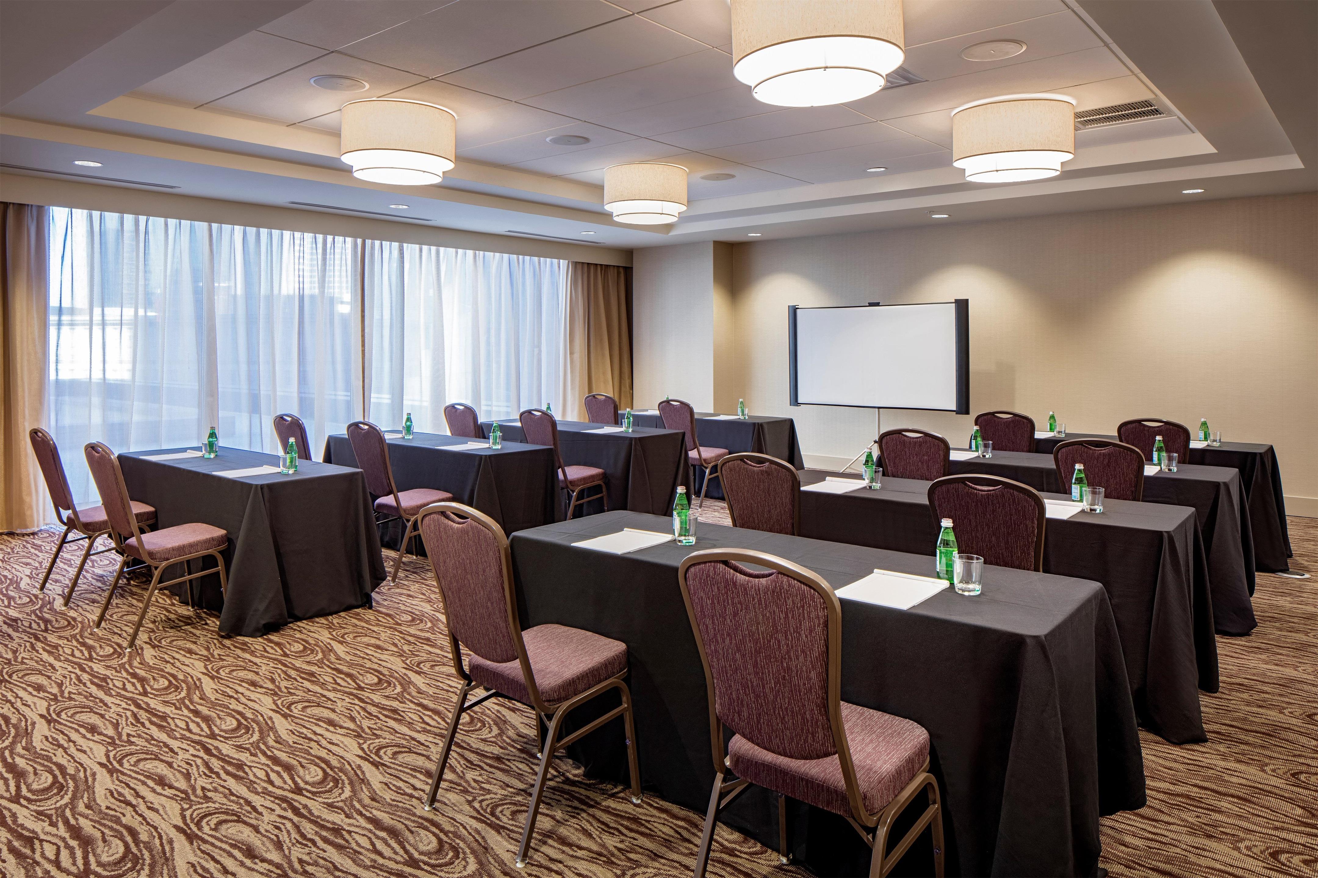 Meeting Room | Hilton Garden Inn Downtown Dallas