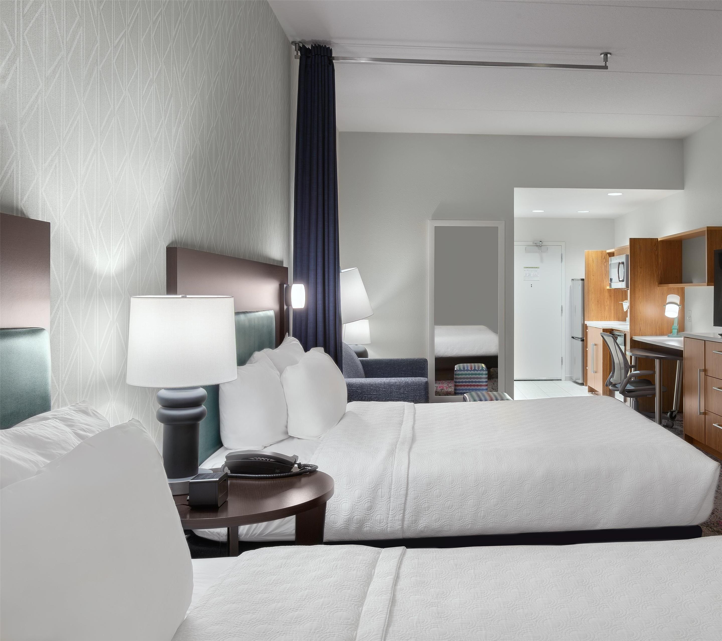 Guest room