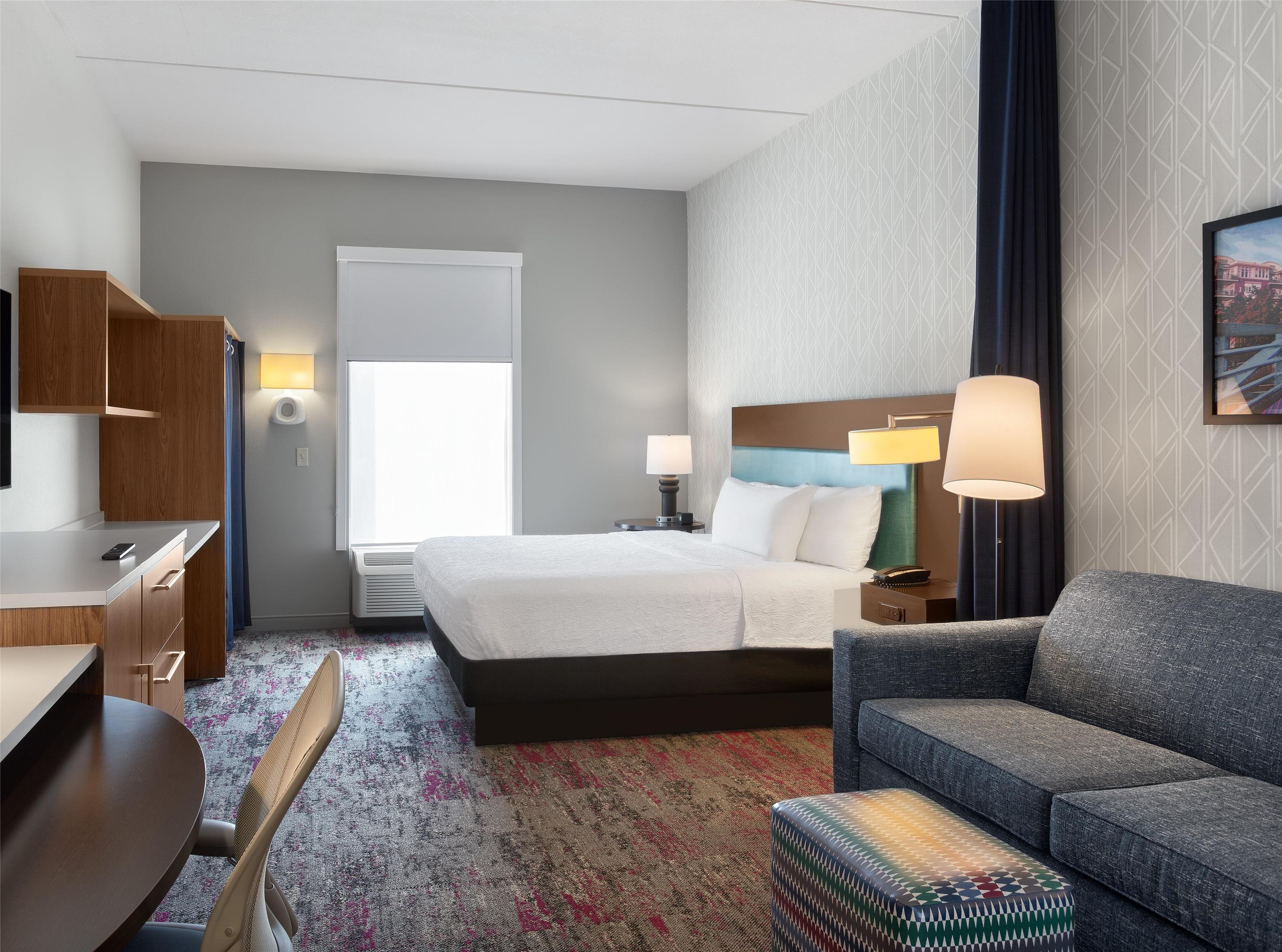 Guest room