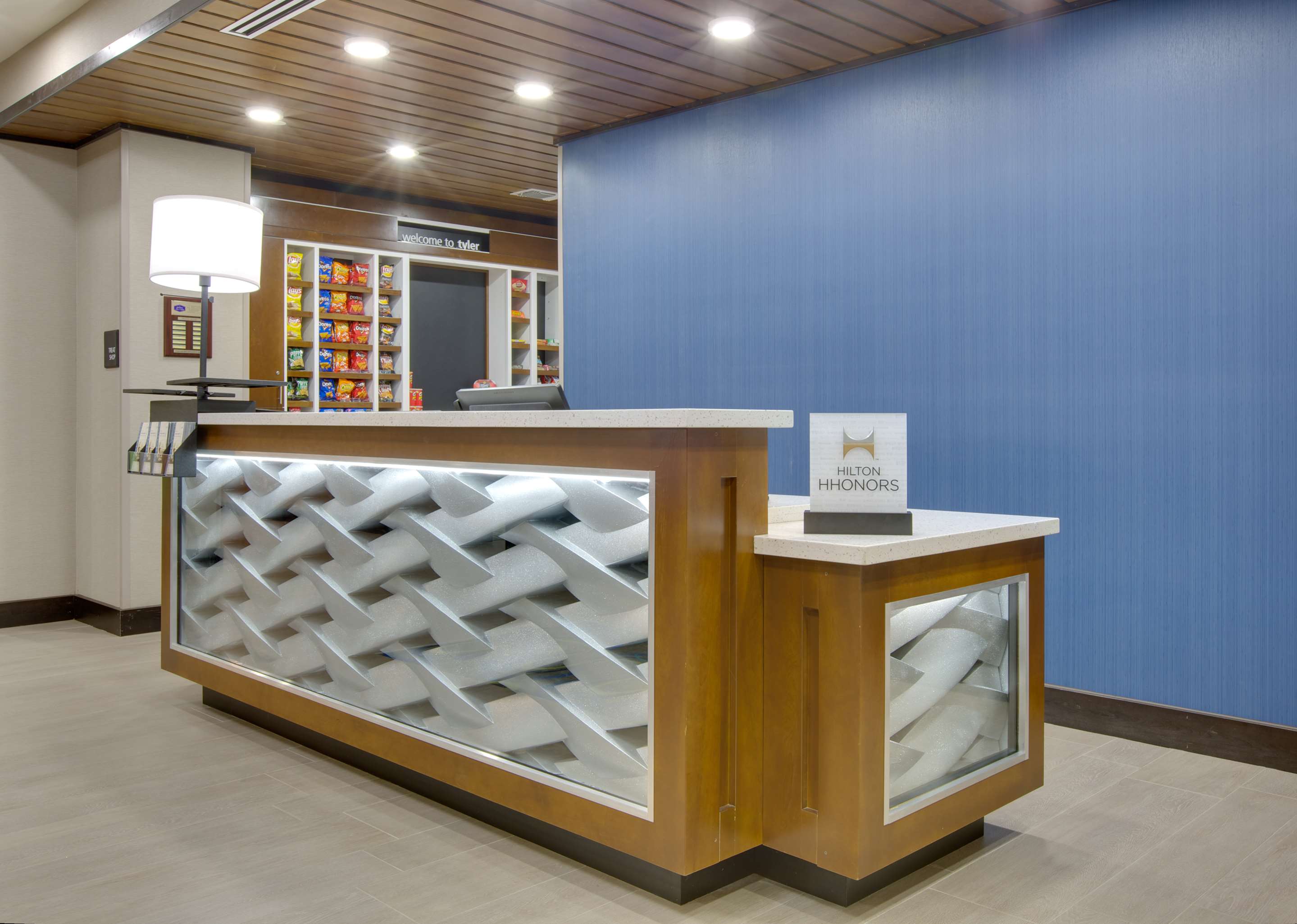 Reception | Hampton Inn & Suites Tyler-South