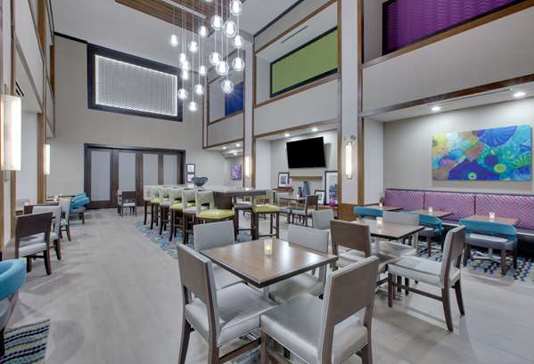 Amenities - Hampton Inn South Tyler