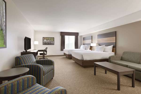 Suite - Days Inn & Suites Lindsay