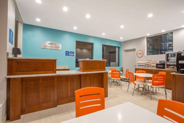  - Howard Johnson Hotel Virginia Beach