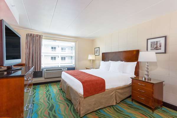  - Howard Johnson Hotel Virginia Beach