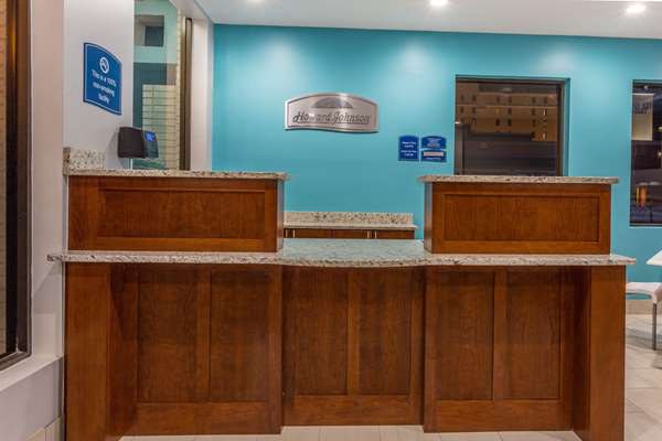  - Howard Johnson Hotel Virginia Beach