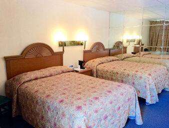  - Travelodge Manhasset