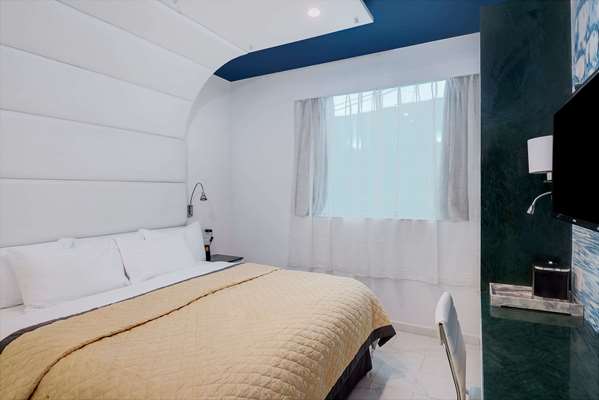  - Wyndham Garden Hotel Sunset Park Brooklyn