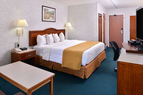  - Canadas Best Value Inn & Suites Castlegar