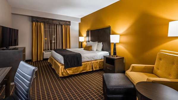  - Best Western Plus Lampasas Inn