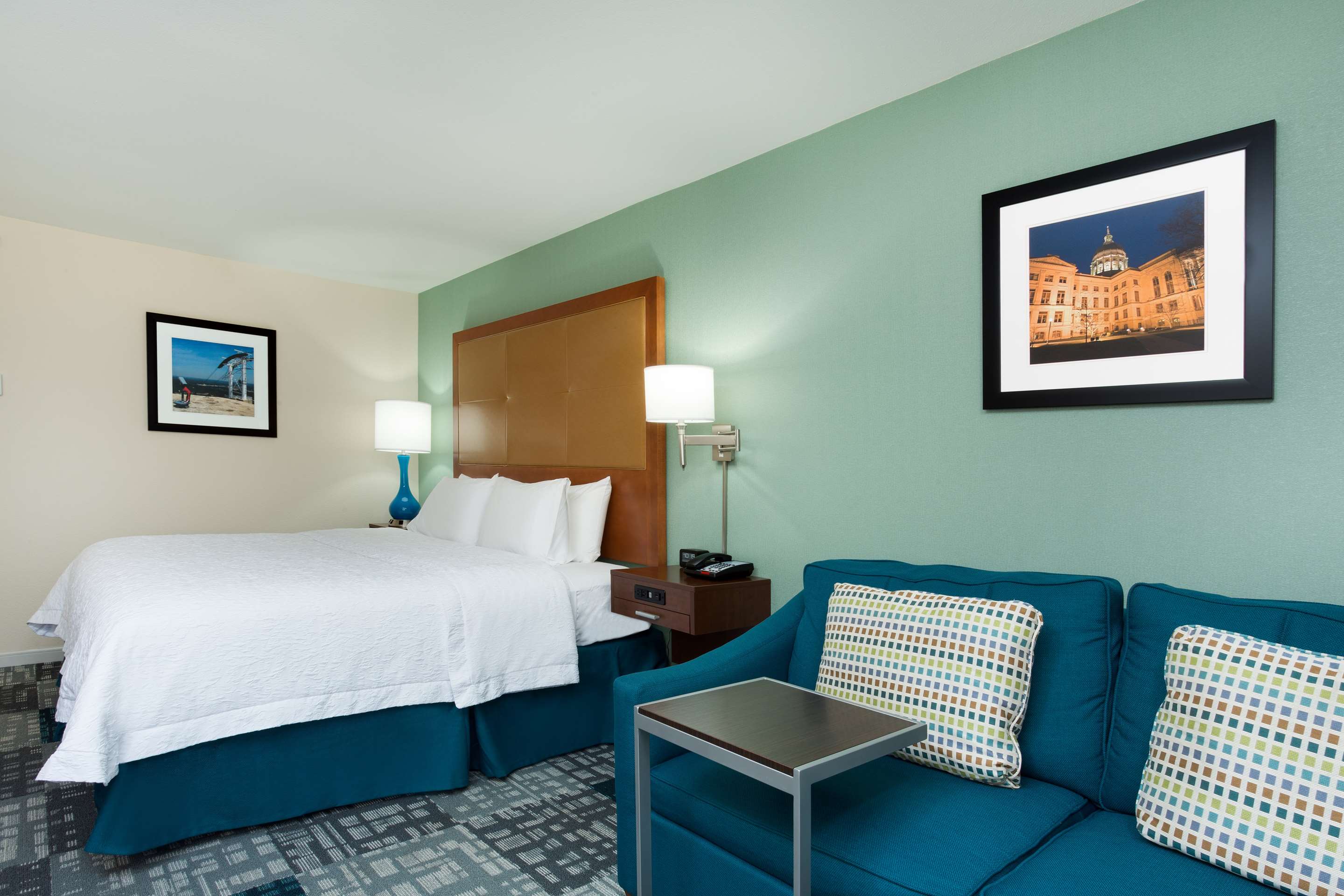Guest room