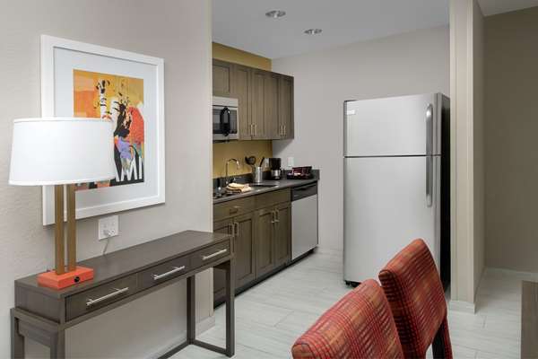  - Homewood Suites by Hilton Brickell Downtown Miami - I-95, Exit 1B