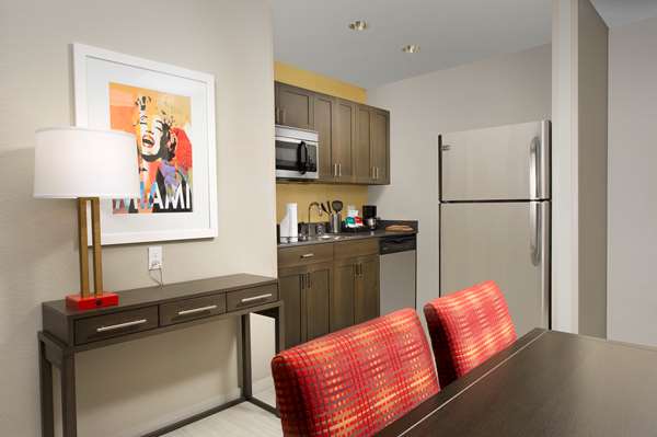  - Homewood Suites by Hilton Brickell Downtown Miami - I-95, Exit 1B