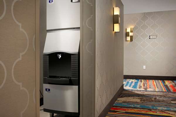  - Homewood Suites by Hilton Brickell Downtown Miami - I-95, Exit 1B