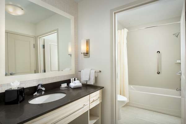  - Homewood Suites by Hilton Brickell Downtown Miami - I-95, Exit 1B
