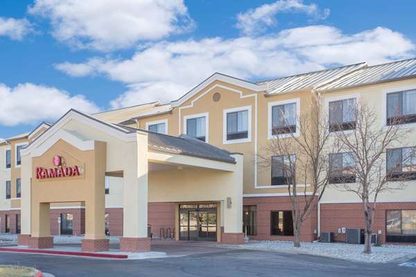 Exterior view - Ramada Hotel International Airport Denver