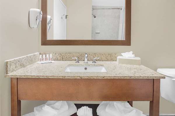  - Ramada Hotel International Airport Denver