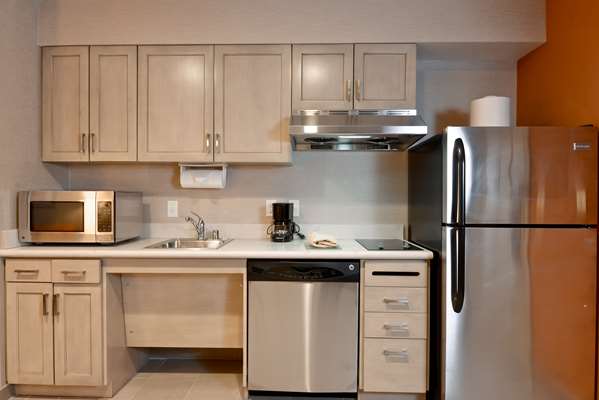  - Homewood Suites by Hilton Resort Convention Center Anaheim