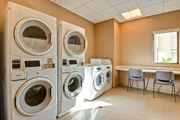  - Homewood Suites by Hilton Resort Convention Center Anaheim