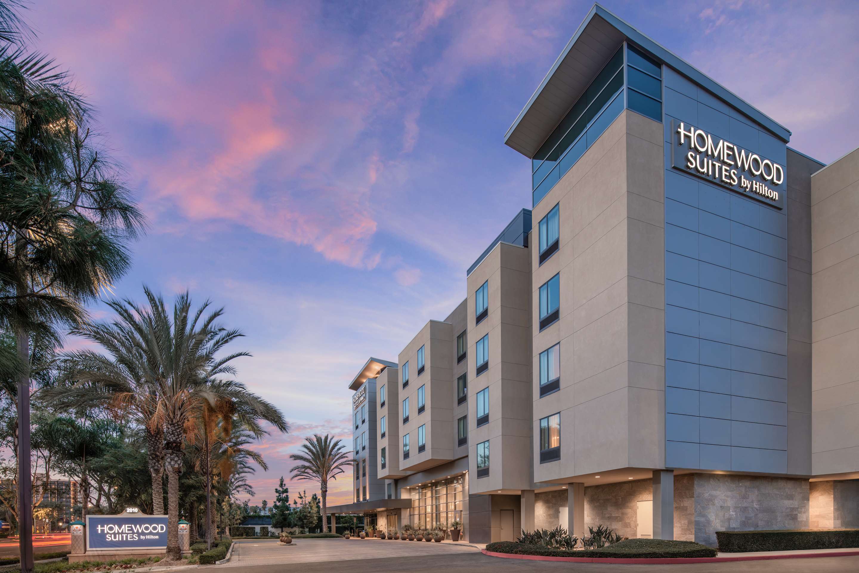 Exterior | Homewood Suites by Hilton Anaheim Resort – Convention Center