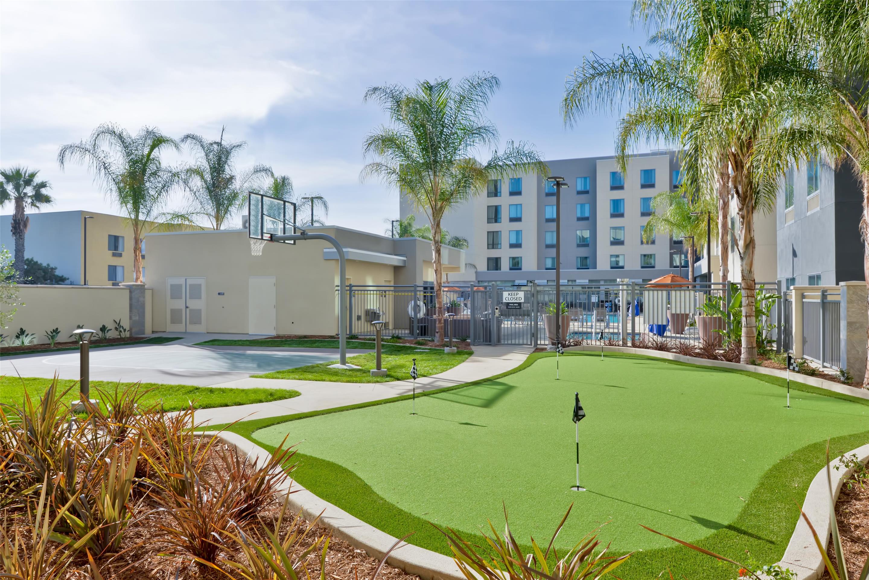 Golf | Homewood Suites by Hilton Anaheim Resort – Convention Center