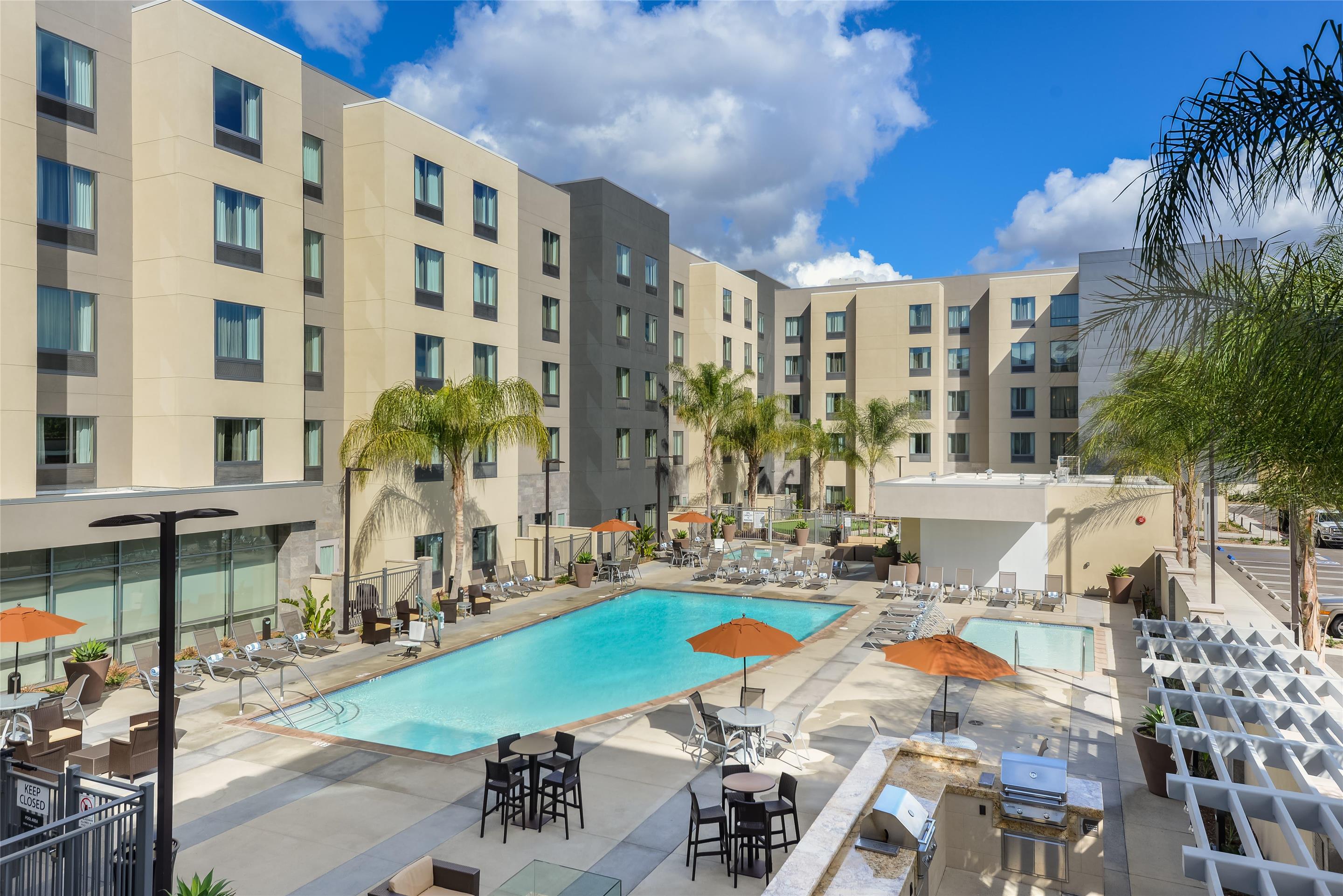 Pool | Homewood Suites by Hilton Anaheim Resort – Convention Center