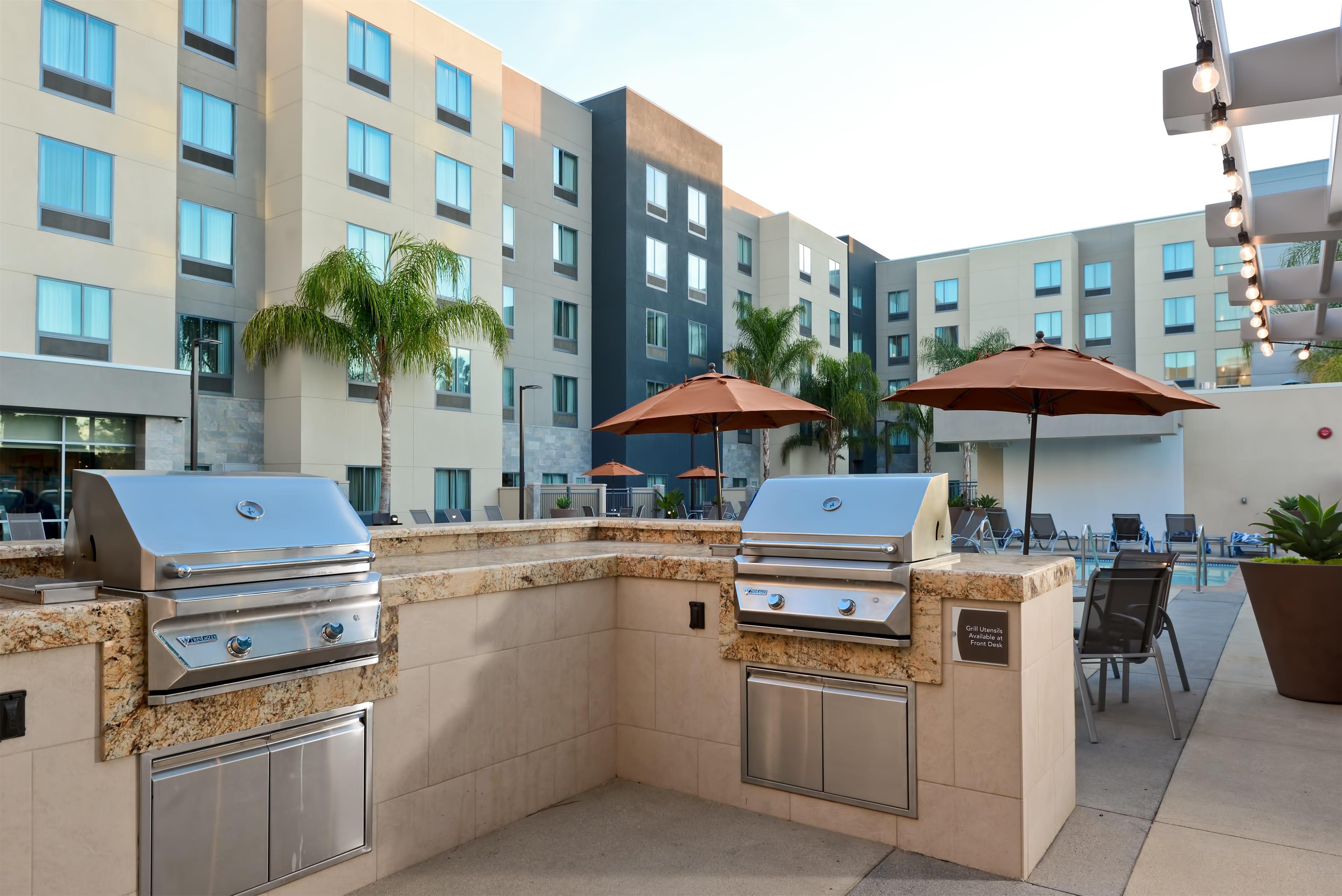 Exterior | Homewood Suites by Hilton Anaheim Resort – Convention Center