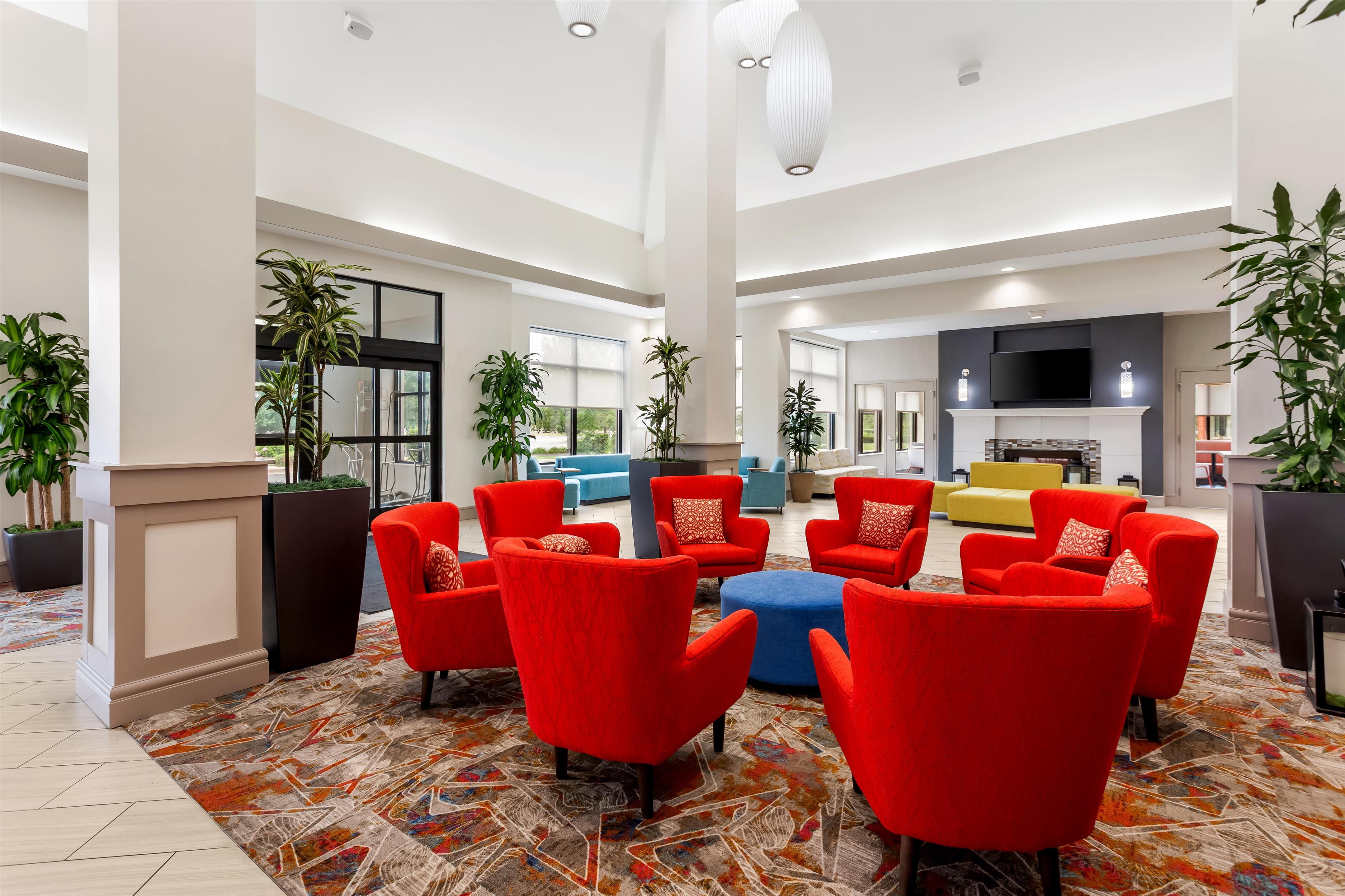 Lobby | Hilton Garden Inn Bolingbrook I-55