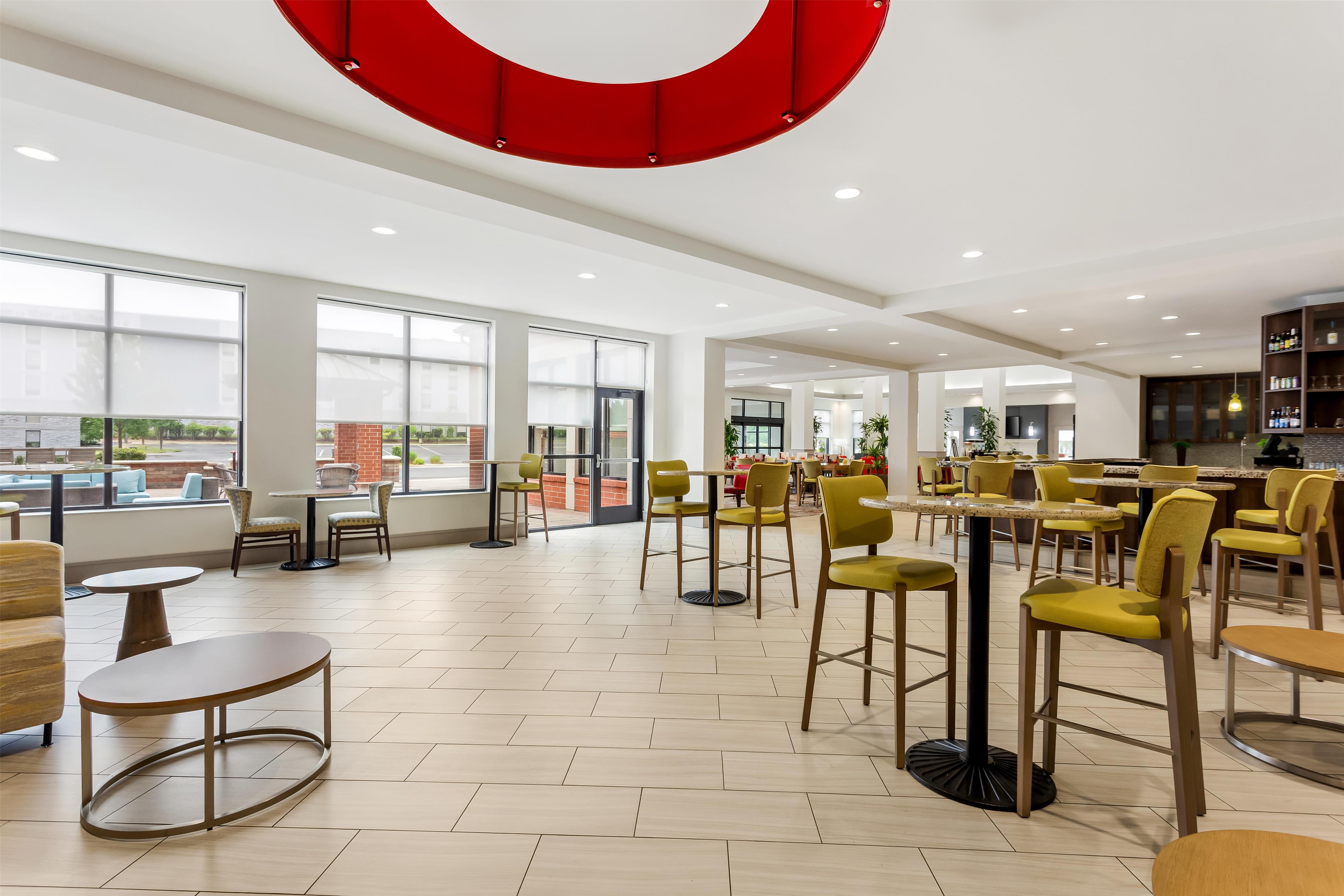 BarLounge | Hilton Garden Inn Bolingbrook I-55