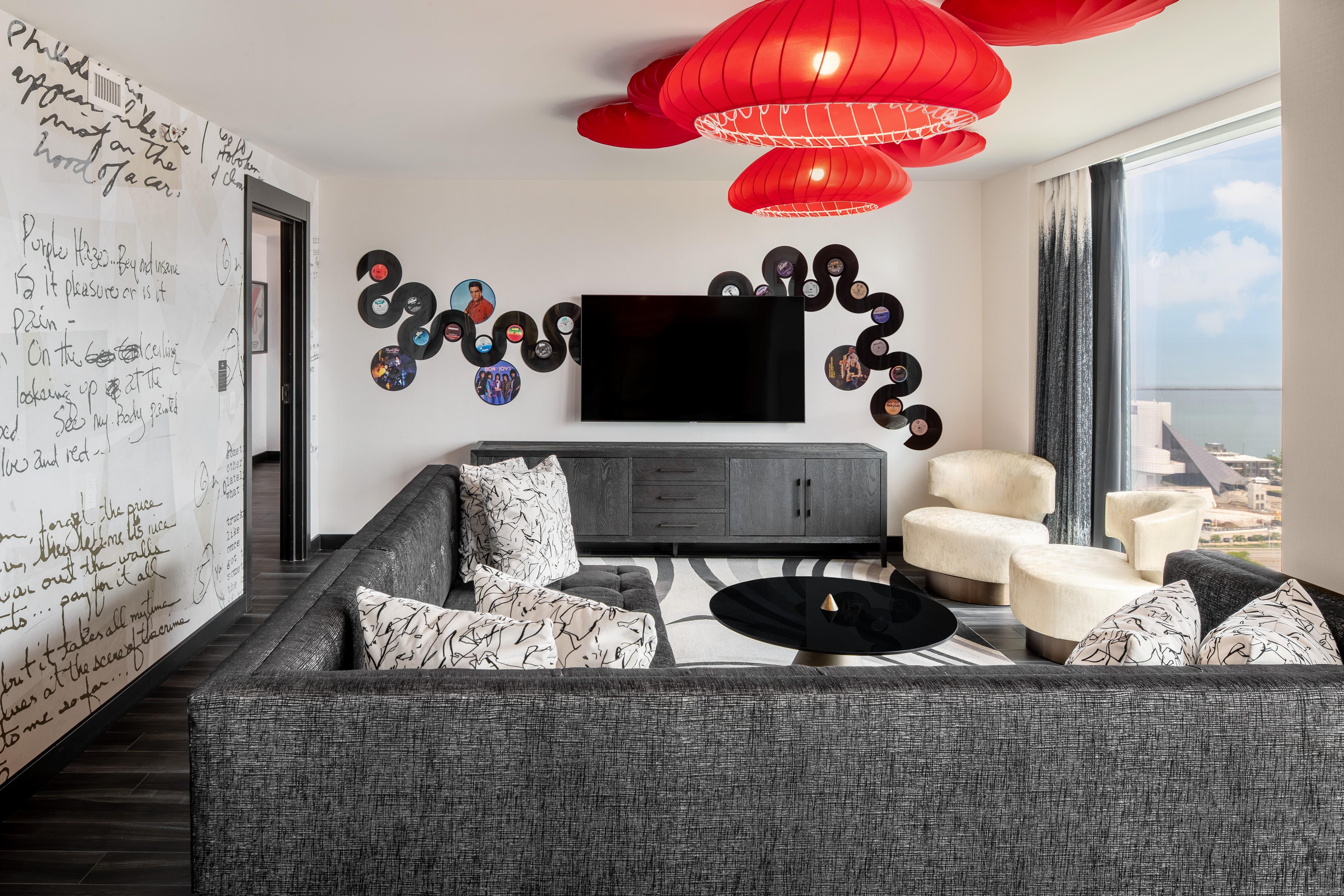 Hilton Cleveland Downtown Room Type - 1 KG ROCK AND ROLL W RI SH