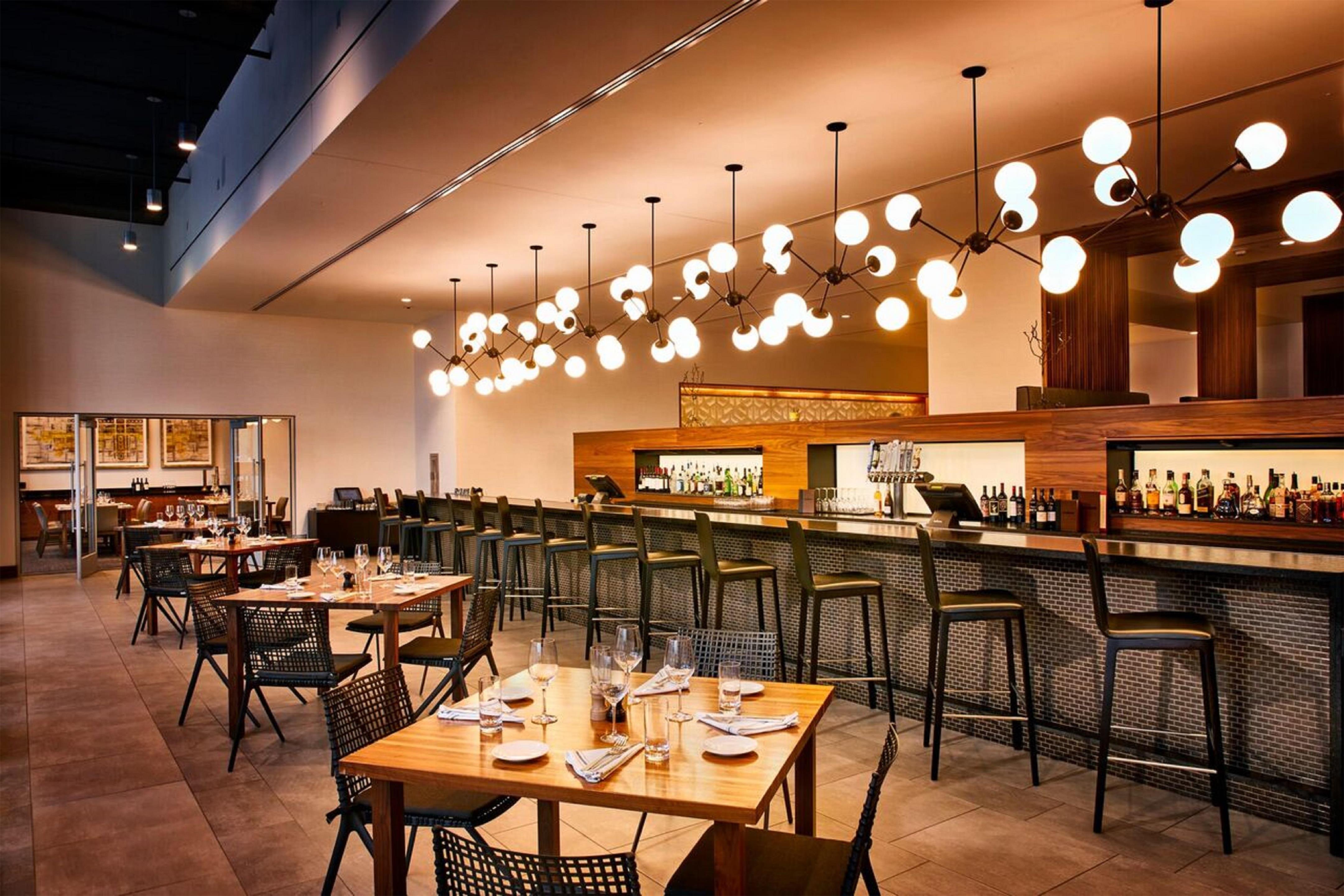 Restaurant | Hilton Cleveland Downtown