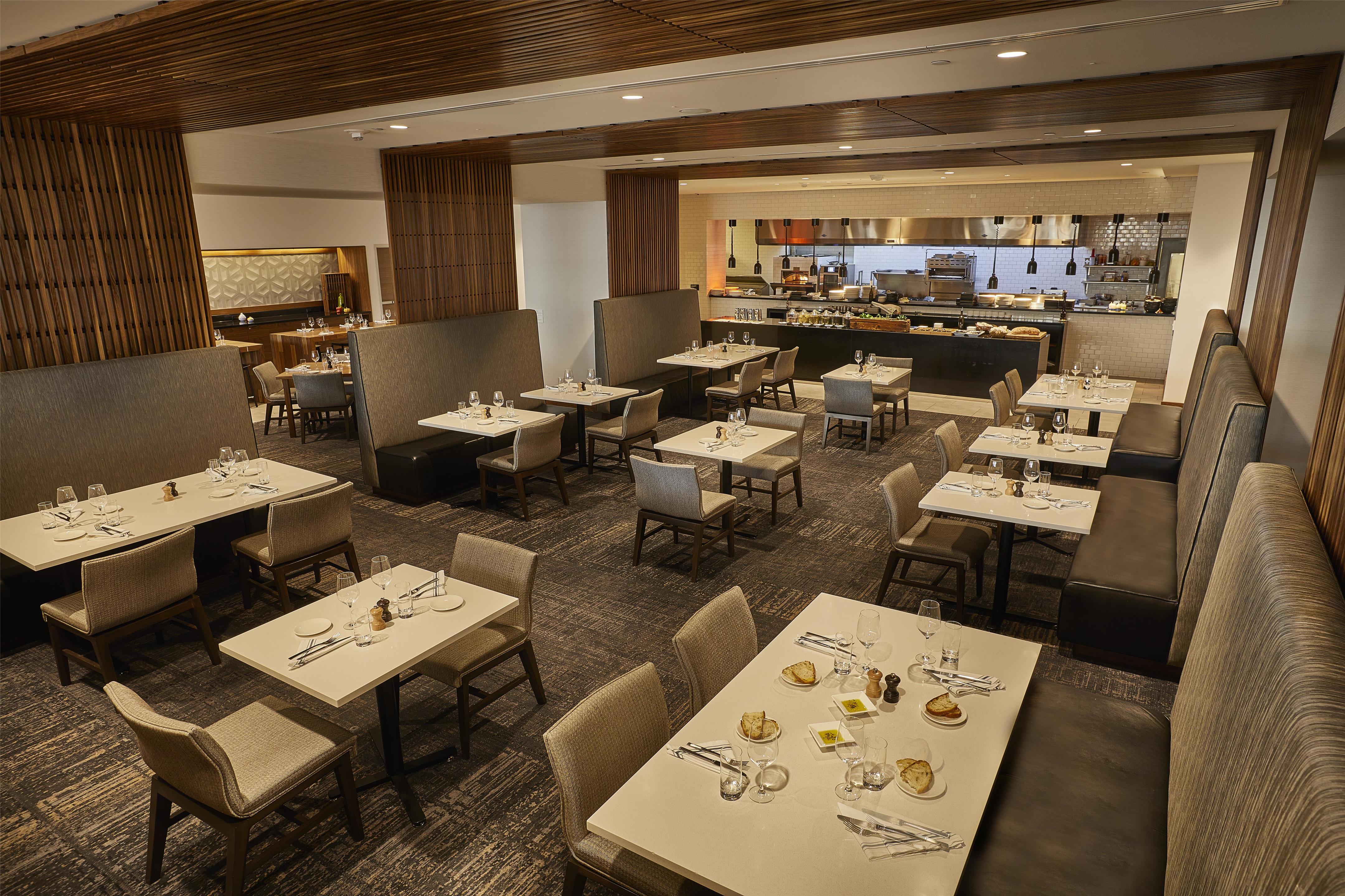 Restaurant | Hilton Cleveland Downtown