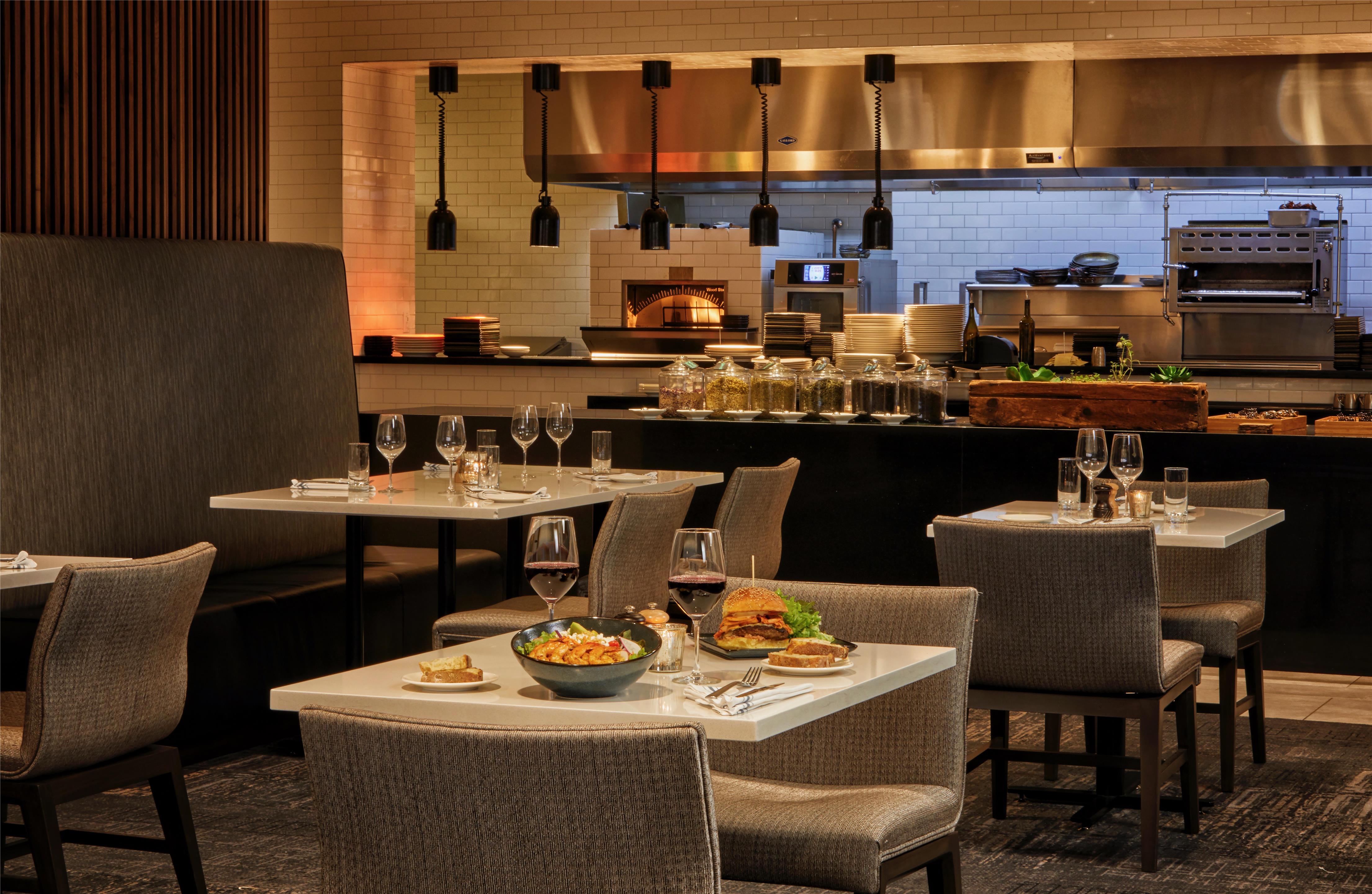 Restaurant | Hilton Cleveland Downtown