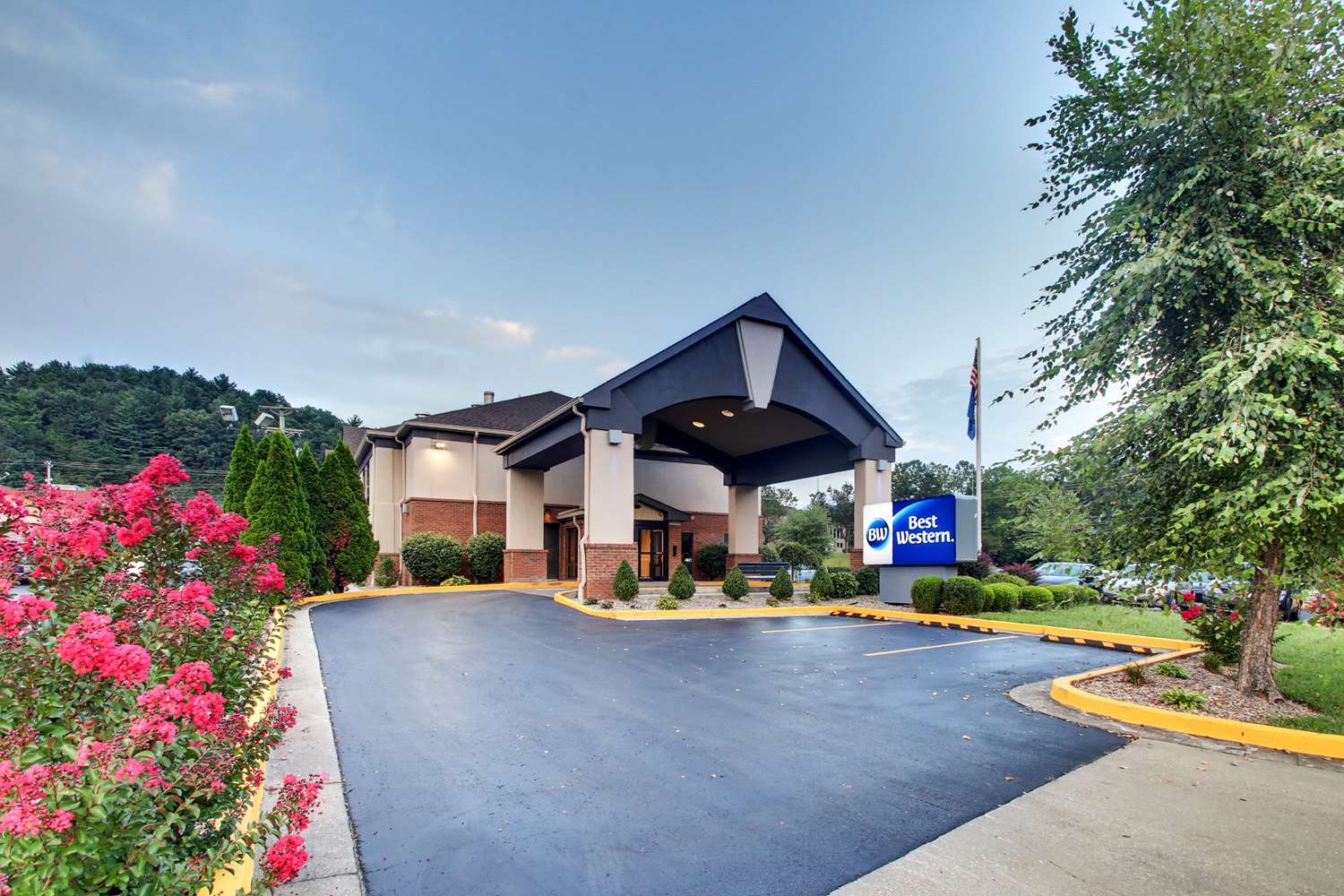 Best Western Eagles Inn Morehead - I-64, Exit 137, KY - See Discounts
