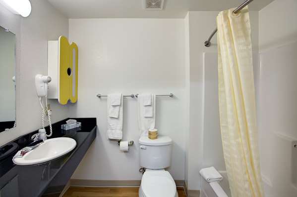  - Studio 6 Extended Stay Hotel Sweetwater - I-20, Exit 245