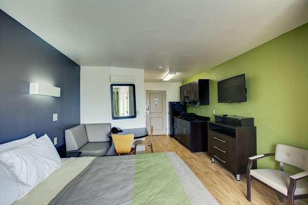  - Studio 6 Extended Stay Hotel Sweetwater - I-20, Exit 245