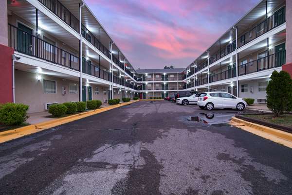 Exterior view - Studio 6 Ft Gordon Augusta - I-520, Exit 2