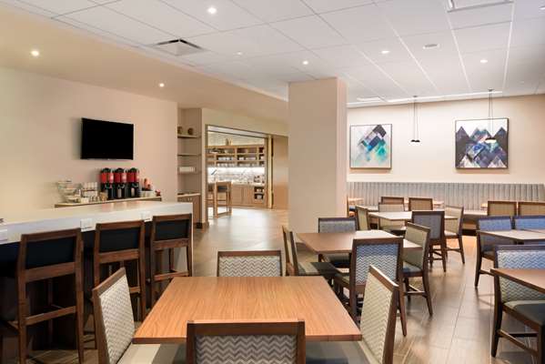 Restaurant - Hyatt Place Hotel Downtown Denver