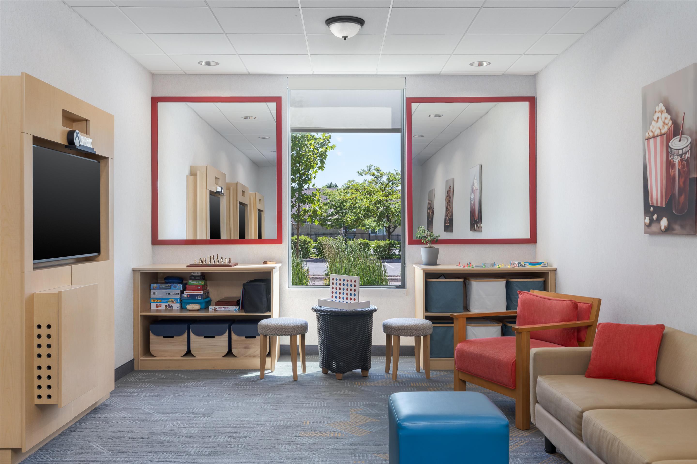 Lobby | Home2 Suites by Hilton Idaho Falls