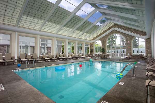 Pool - DoubleTree by Hilton Hotel Nanuet