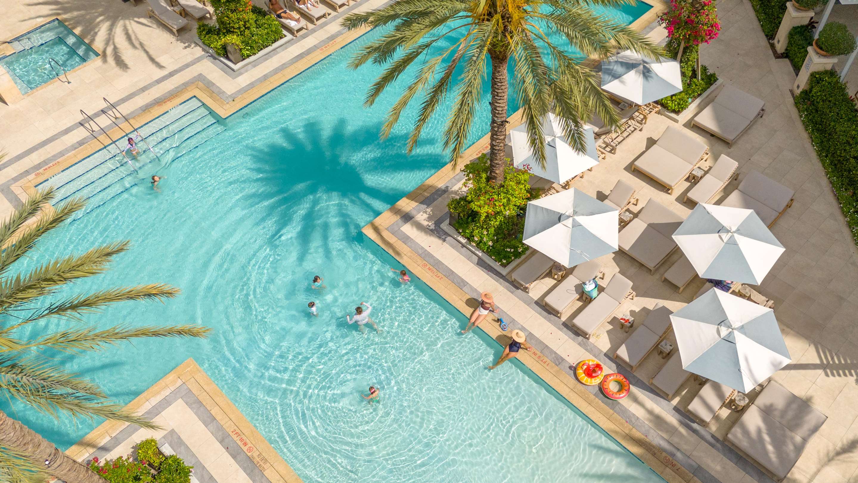 Pool | Hilton West Palm Beach