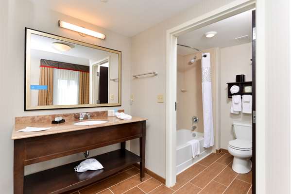  - Hampton Inn & Suites California