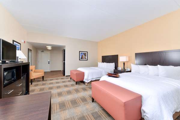  - Hampton Inn & Suites California