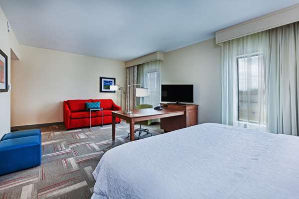  - Hampton Inn & Suites Claremore