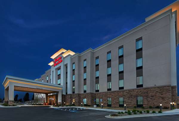 Exterior view - Hampton Inn & Suites Claremore