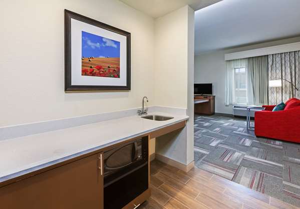  - Hampton Inn & Suites Claremore