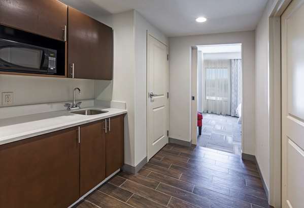  - Hampton Inn & Suites Claremore