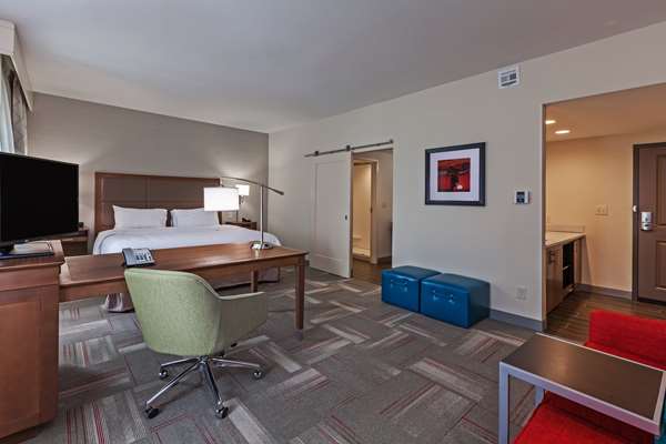  - Hampton Inn & Suites Claremore