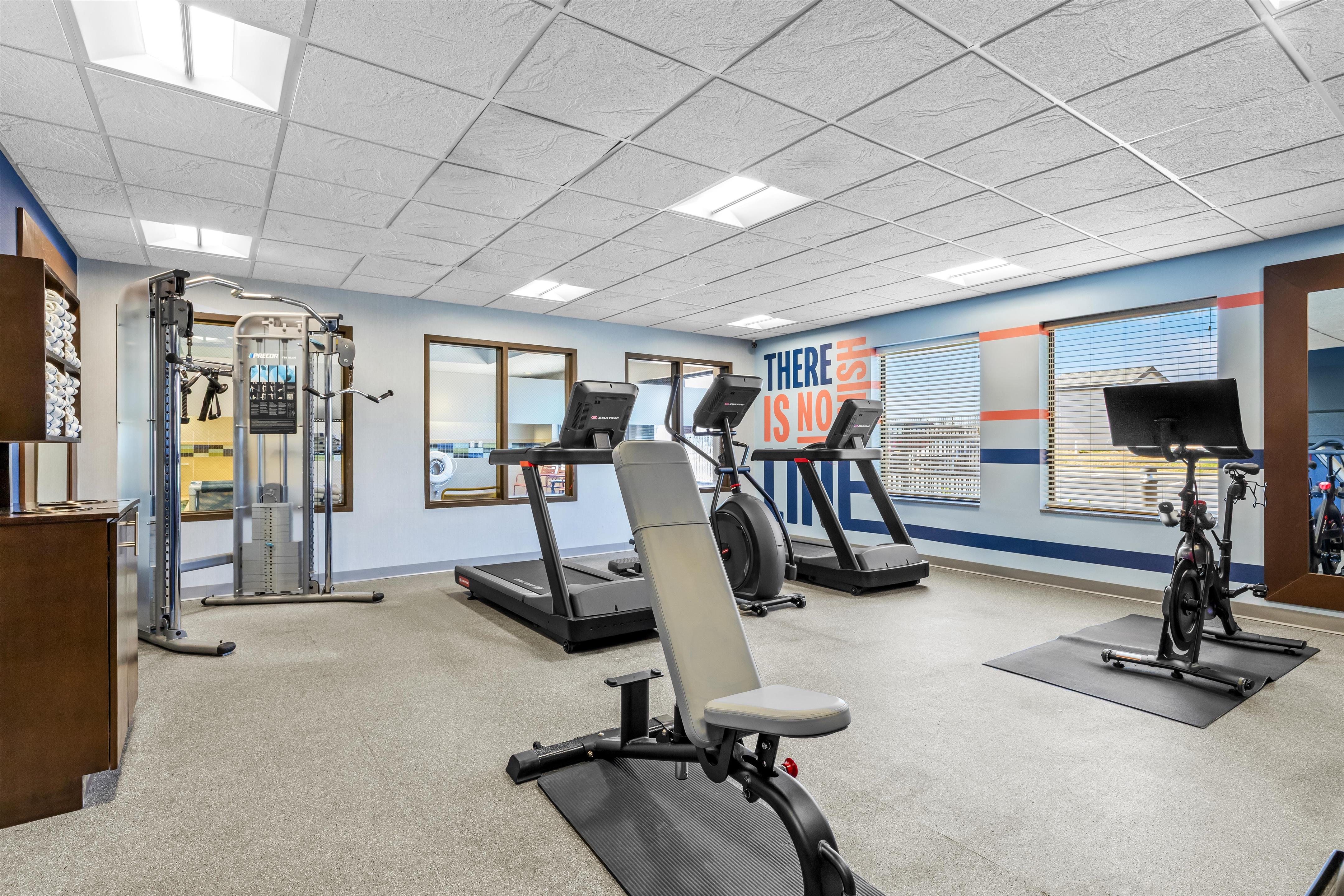 Health club fitness center gym | Hampton Inn & Suites Claremore