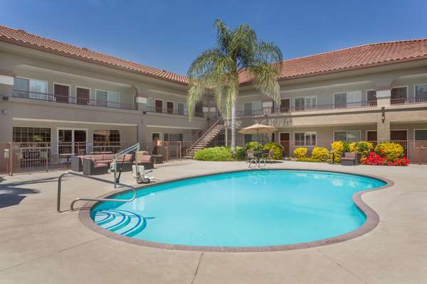 Pool - Baymont Inn & Suites Modesto